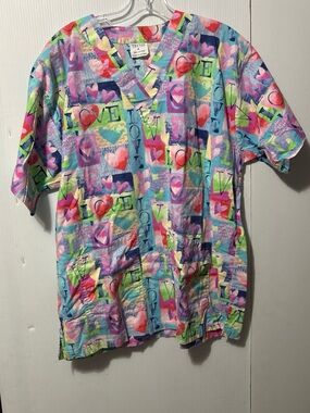 Trend Concepts Women's Multicolor 'Love' Print Scrub Top